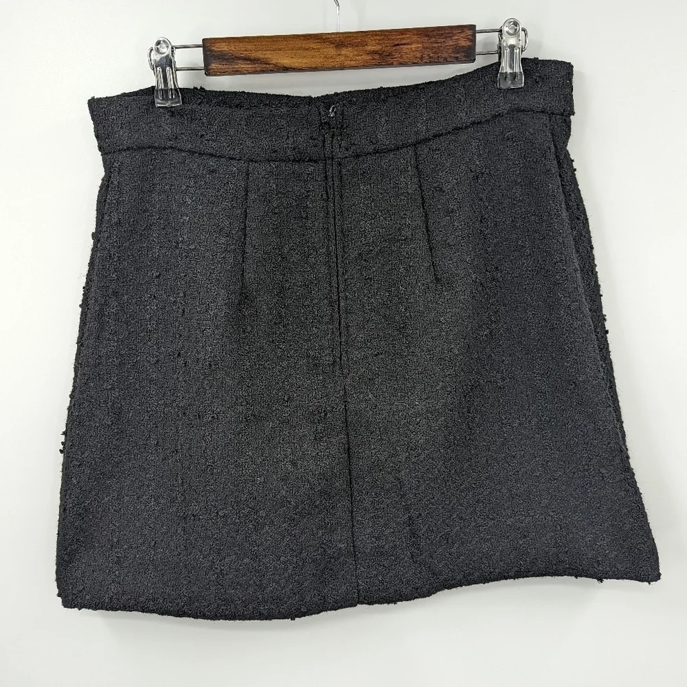 NWT H&M Boucle Button Mini Skirt